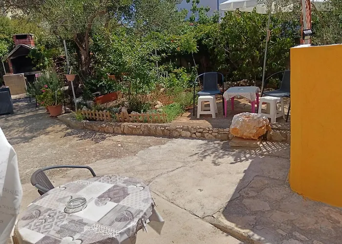 Apartman Lara